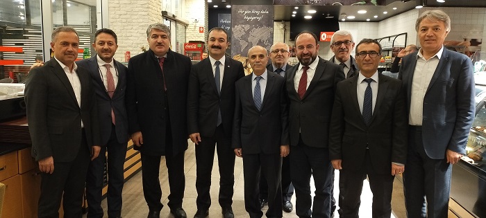 ÇEKVA EĞİTİM GÖNÜLLÜLERİ BİR ARADA