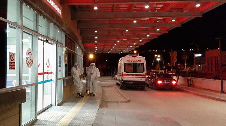 UMREDEN DÖNEN ÇİFT KARANTİNAYA ALINDI