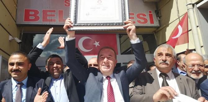 ŞAHİNER MAZBATASINI ALDI