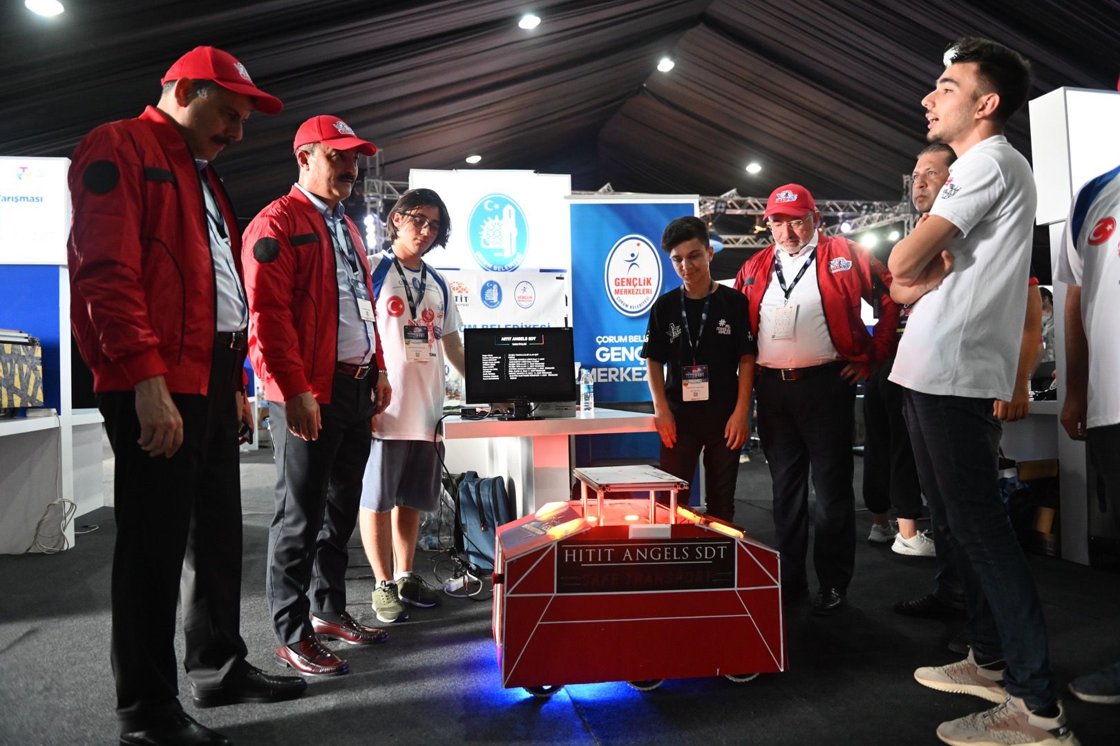 2022 Teknofest Finaline kalan Çorum takımlarına Çorum Belediye Başkanı Dr. Halil İbrahim Aşgın