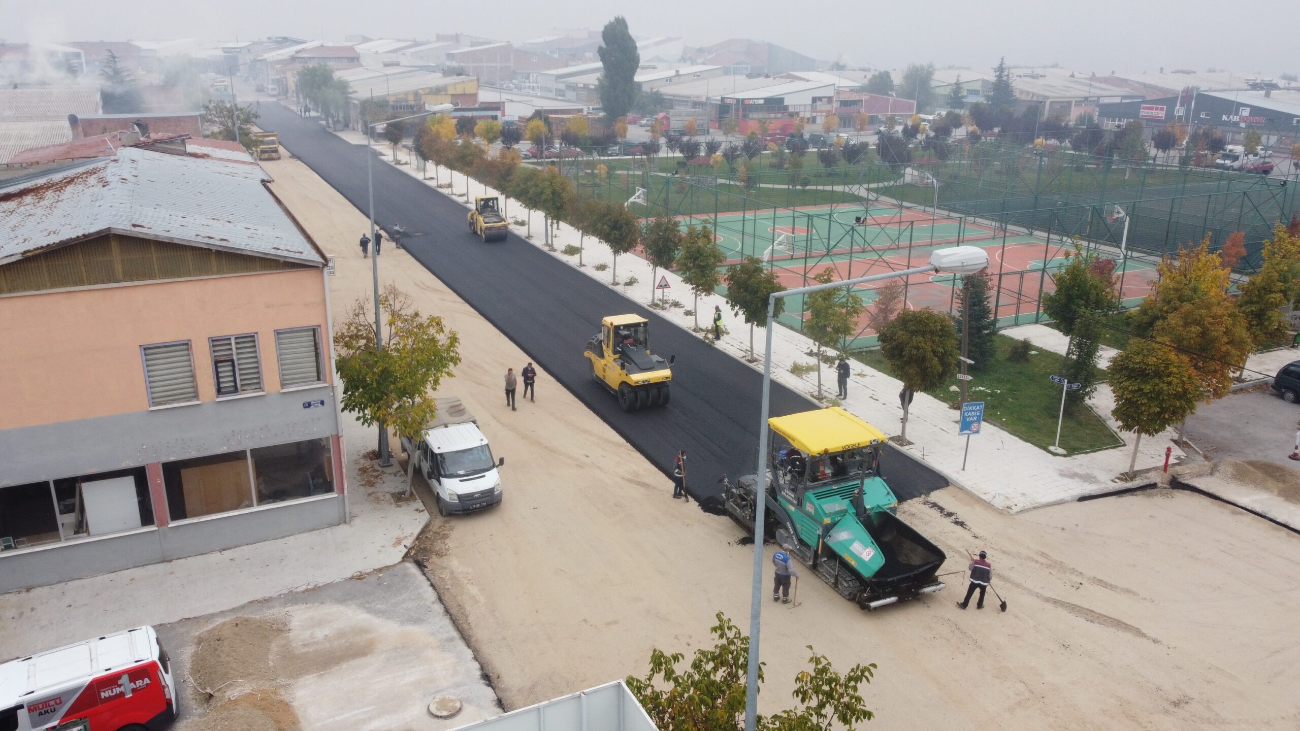 Çorum Sanayi Sitesi 6.Cadde’nin asfaltı yenileniyor