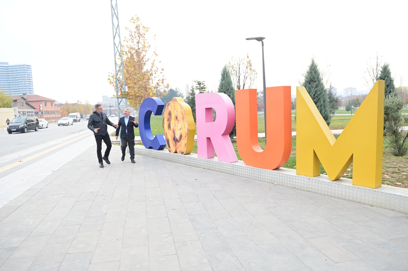 Kürşad Tüzmen ile Benim Şehrim Çorum” programının çekimleri için Çorum’a geldi.