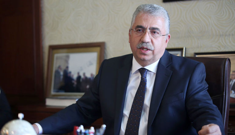 AHLATCI KORONAVİRÜS’E MEYDAN OKUDU !