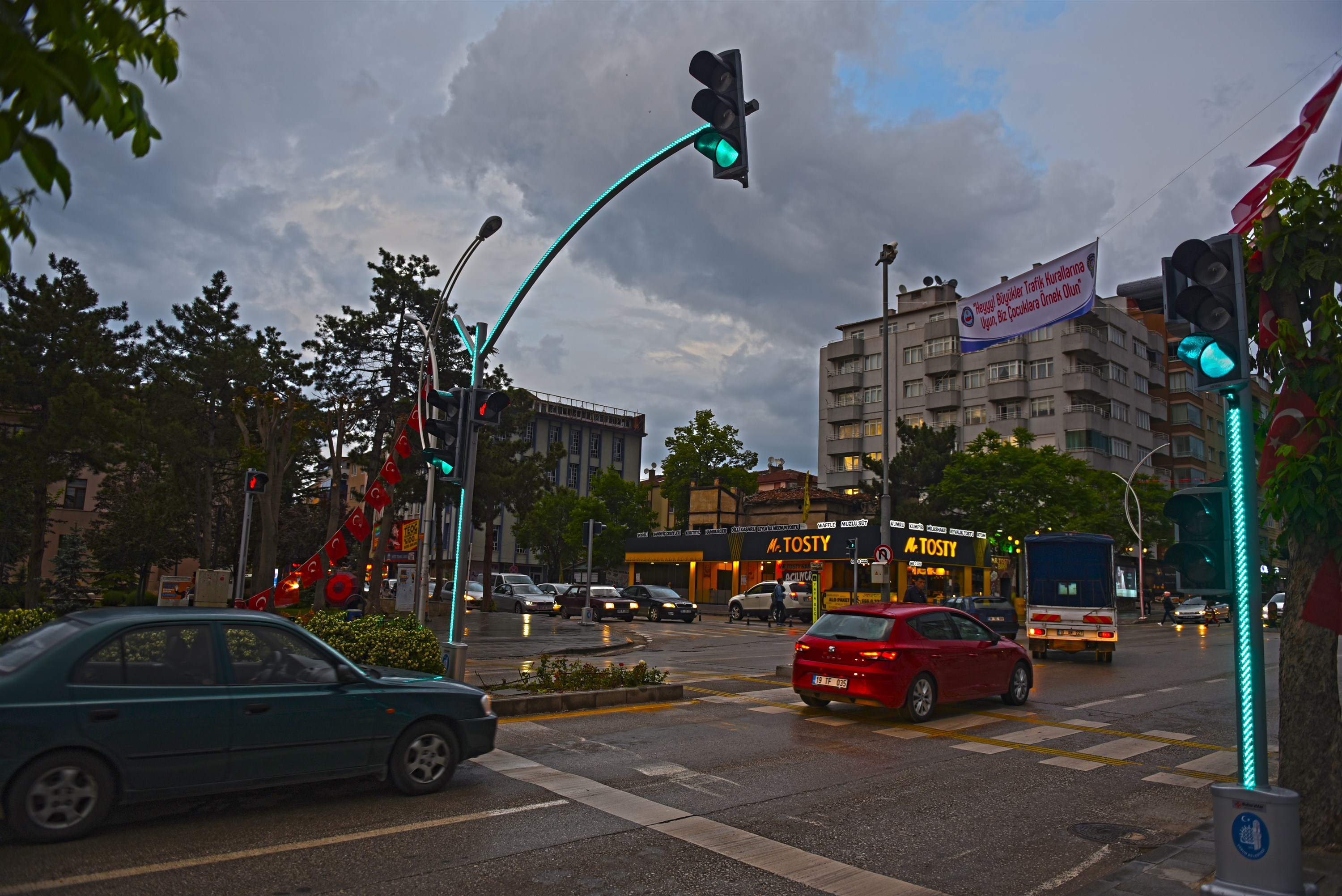 ÇORUM’A YENİ NESİL TRAFİK IŞIĞI